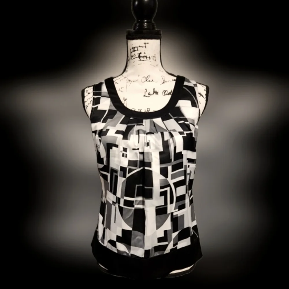 Ann Taylor Factory top - Picture 2 of 5